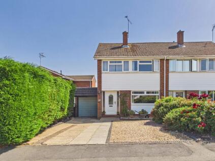 Oat Hill Road, Towcester, NN12