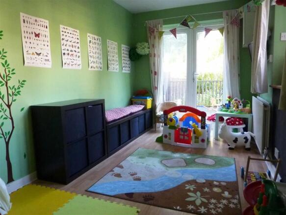 Photo 8