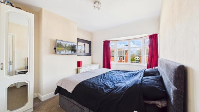 3 bed Semi-Detached for sale Image 8