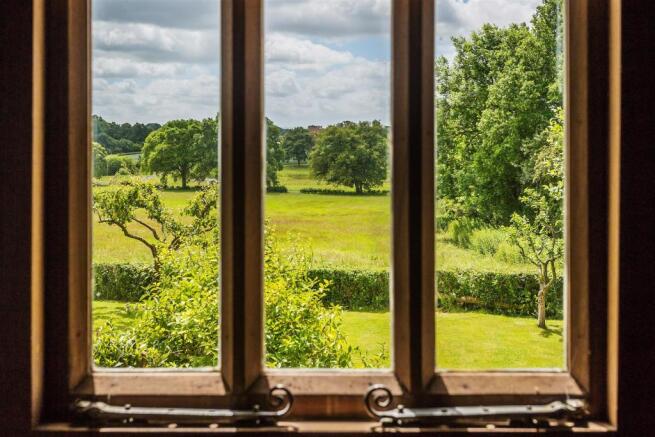 house. estate agency Alfold window