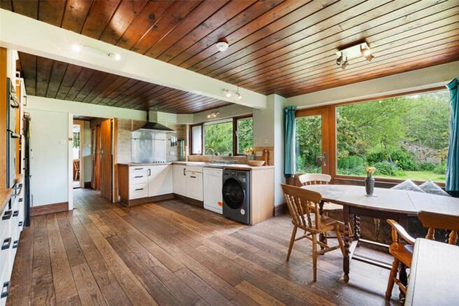 Kitchen/Dining
