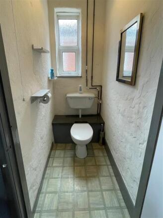 Room 5, 81 Wilton Avenue WC (2).JPG