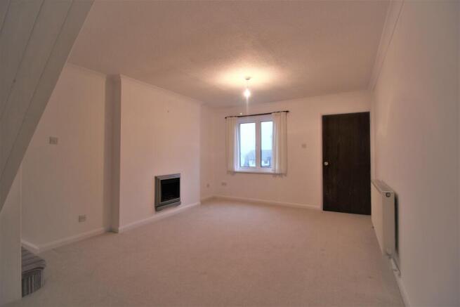 Living room (2)