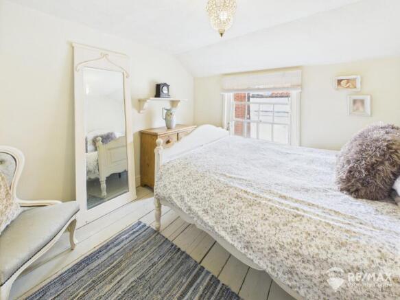Bedroom 3.jpg