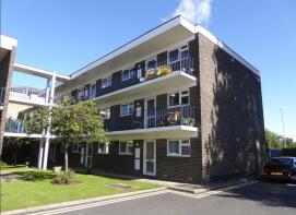 26, Burwood Court, Chelmsford CM2 0TW