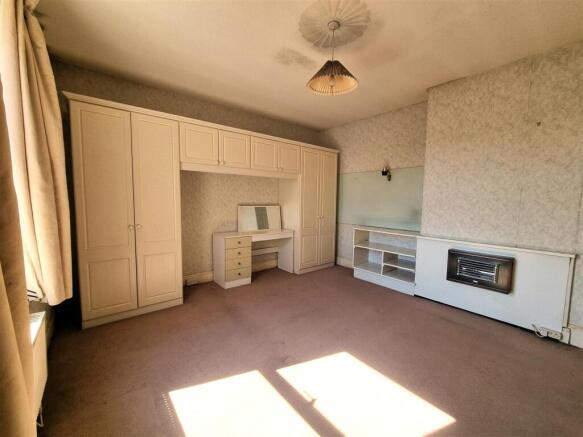 5 Tugela Road - Bed 2.jpg