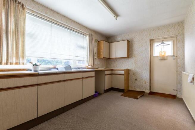 18HighfieldDrive-7.jpg