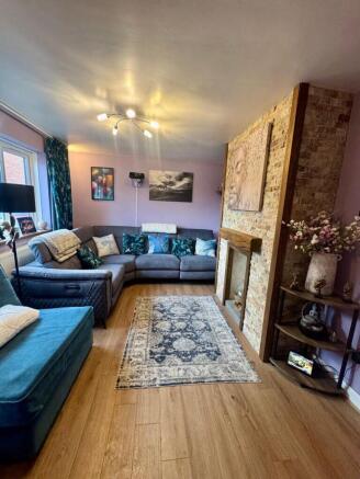 2 bed Terraced for sale Image 3