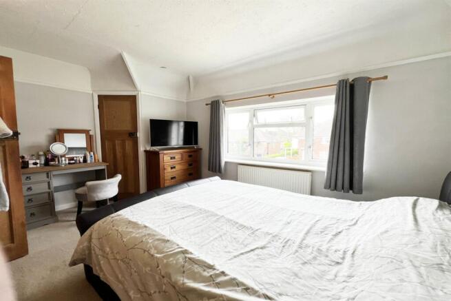 bed 1
