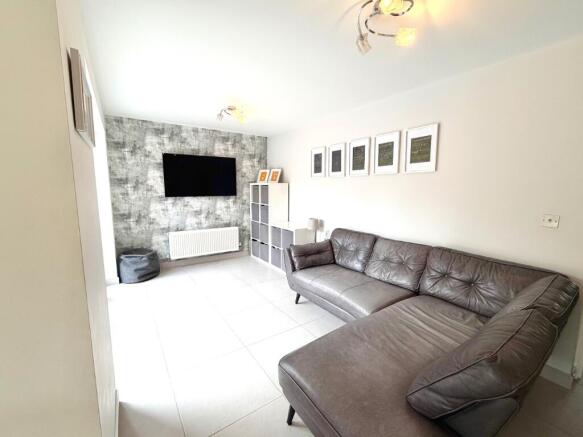 4 bed Detached for sale Image 4