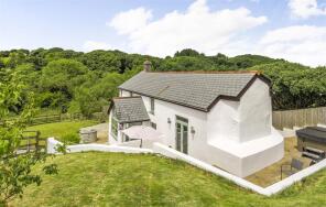 Five Elements, Road From Junction At Laurel Villa To Junction At Glynfield, Silverwell, Truro TR4 8JE