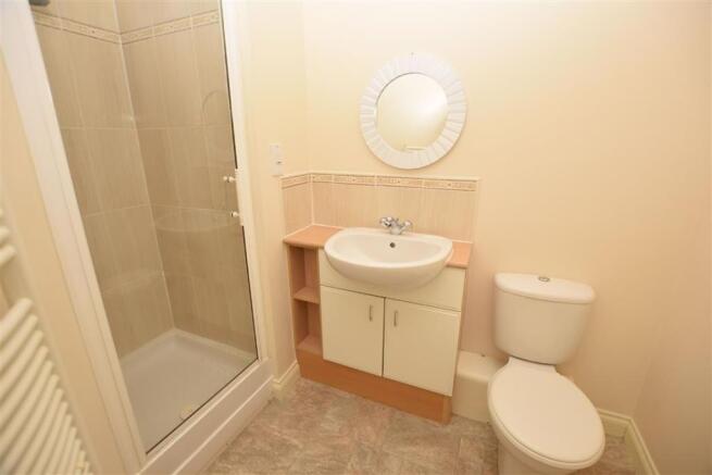 ENSUITE SHOWER ROOM