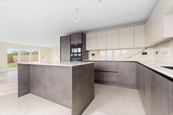 Open Plan Kitchen / Living / Diner