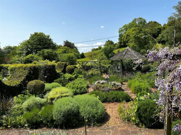 Herb Garden.jpg