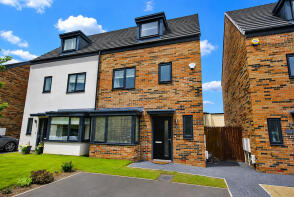 32, Chester Drive, Lakeside, Doncaster DN4 5NS