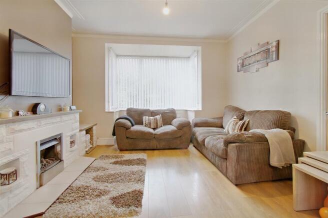 8555671-interior03-800.JPG