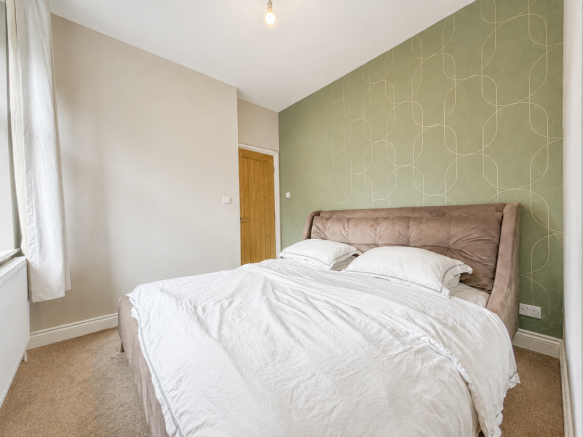 2 bed Terraced for sale Image 9