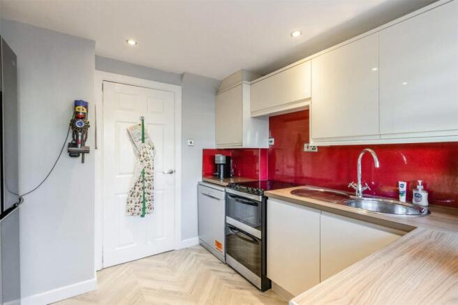 Picture No. 09