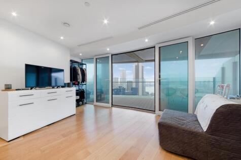 Arena Tower, 25 Crossharbour Plaza, London, E14