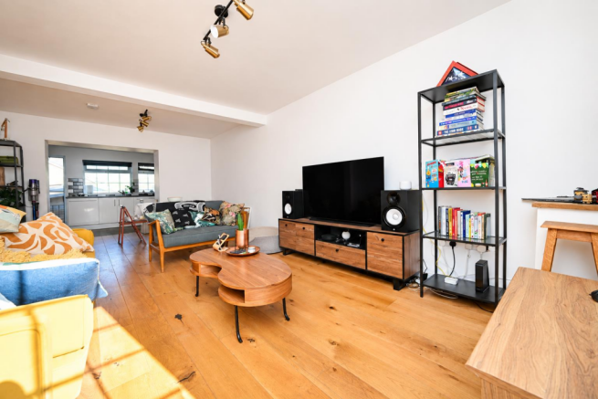 2 bed Terraced for sale Image 5
