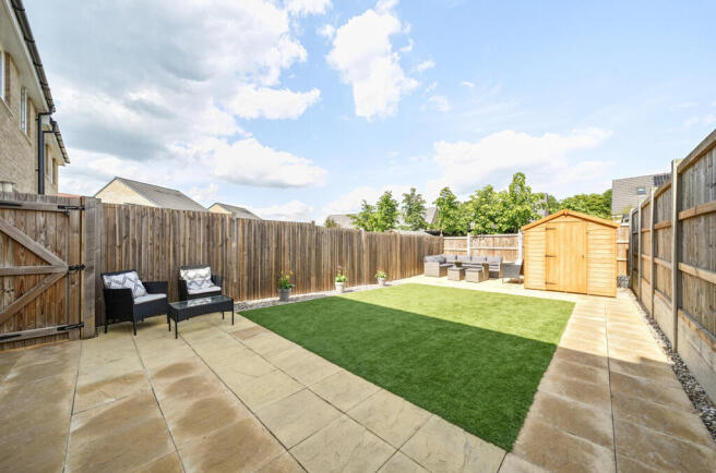 1295886-7-682cb11...