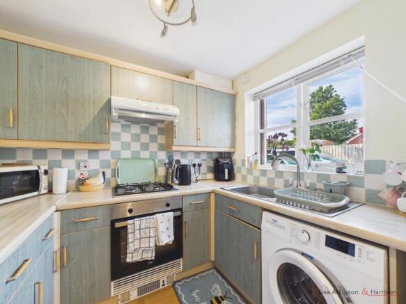 2 bed Terraced for sale Image 8
