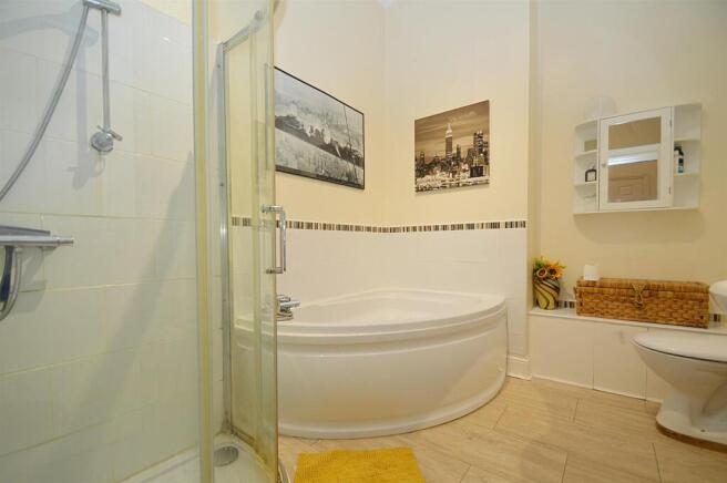 resizedBathroom.jpg