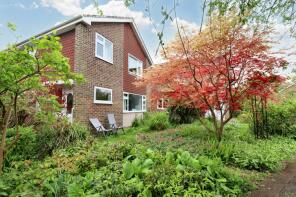 12a, Manor Walk, Thornbury BS35 1SW