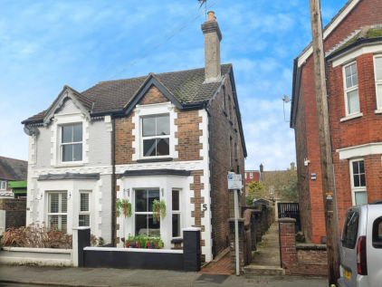 Chesworth Close, Horsham, RH13 image 19