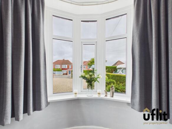 4 bed Semi-Detached for sale Image 7
