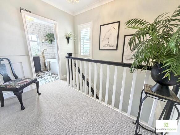 3 bed Semi-Detached for sale Image 9