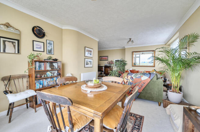 1437960-24-69cd13...