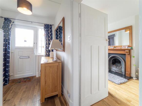 The Close, Melksham photo 5