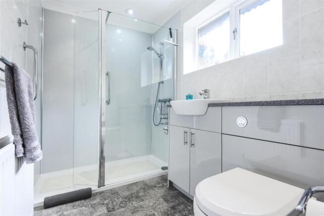 En-Suite Shower Room.jpg