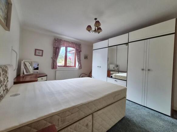 2 bed Detached Bungalow for sale Image 7