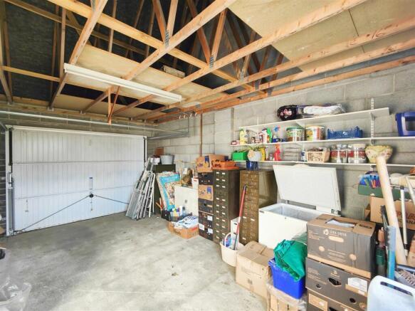 Detached Garage/Workshop