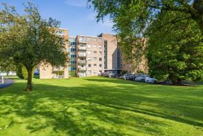 74, 1300 Whittingehame Court, Great Western Road, Glasgow G12 0BH