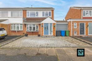 22, Dennis, Glascote, Tamworth B77 2RE