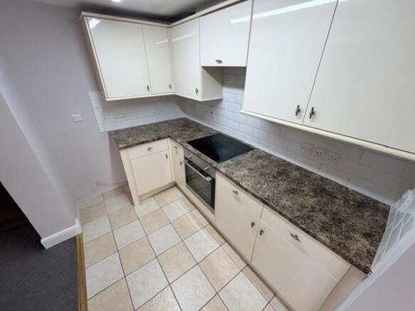 Kitchen 1.jpg