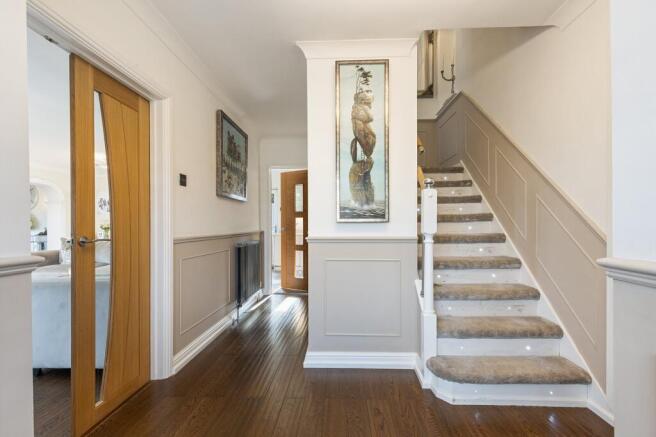 4 bed Detached for sale Image 12
