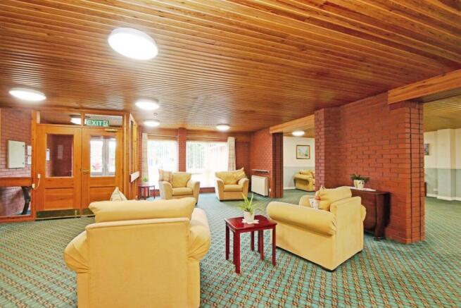 2 bed Apartment for sale Image 7