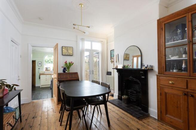 3 bed Terraced for sale Image 4