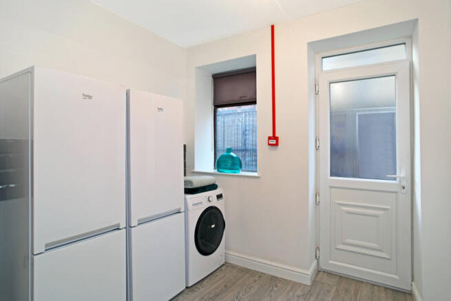 1 bed House Share to rent Image 11