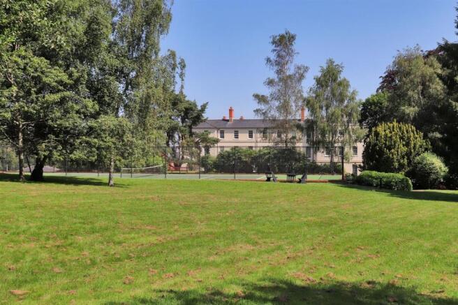 Communal Gardens.jpg