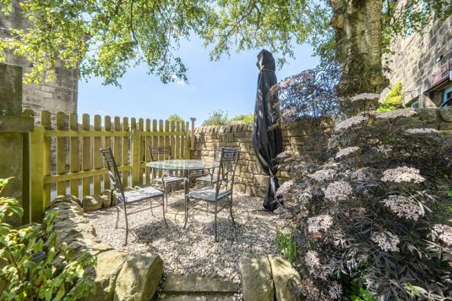 4 bed Cottage for sale Image 4