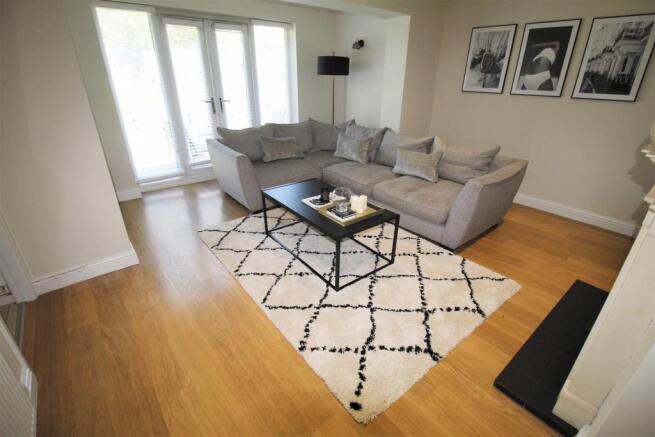 Lounge.JPG