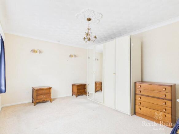 3 bed Bungalow for sale Image 8
