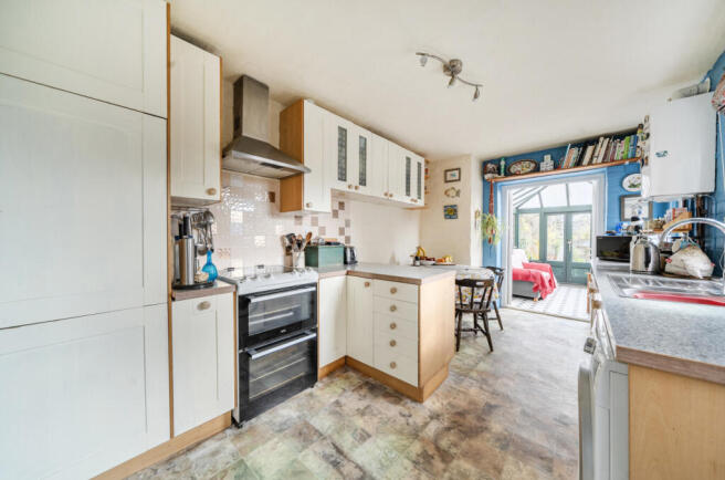 1432874-17-69cba5...