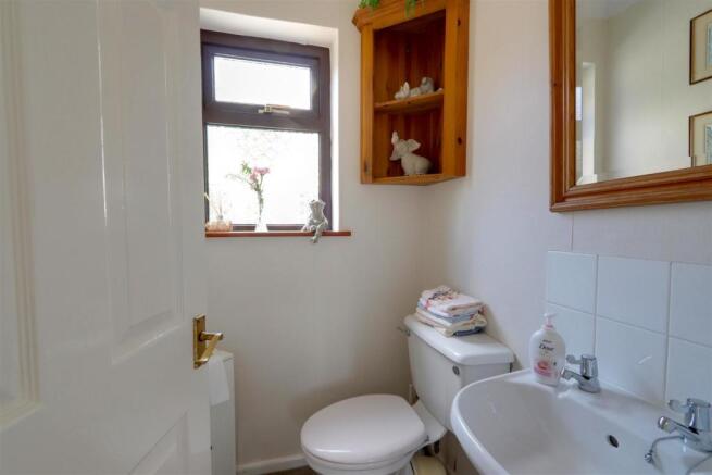 Cloak room.jpg