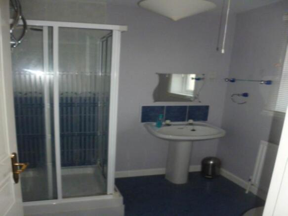 ensuite bathroom